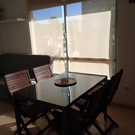 Apartamento En Benicasim Con Piscina Apartman Benicàssim Kültér fotó