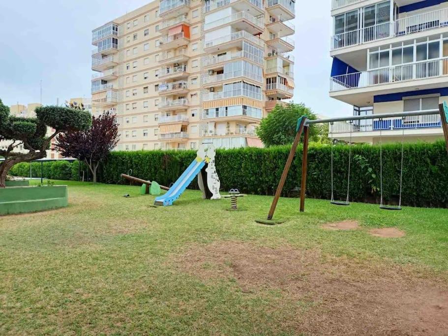 Apartamento En Benicasim Con Piscina Apartman Benicàssim Kültér fotó